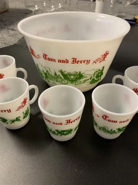 VINTAGE HAZEL ATLAS Tom And Jerry Milk Glass Punch Bowl Egg Nog Set