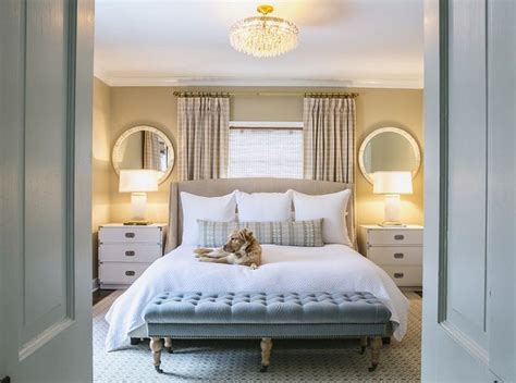 50 Ideas For Placing A Bed In Front Of A Window Small Master Bedroom