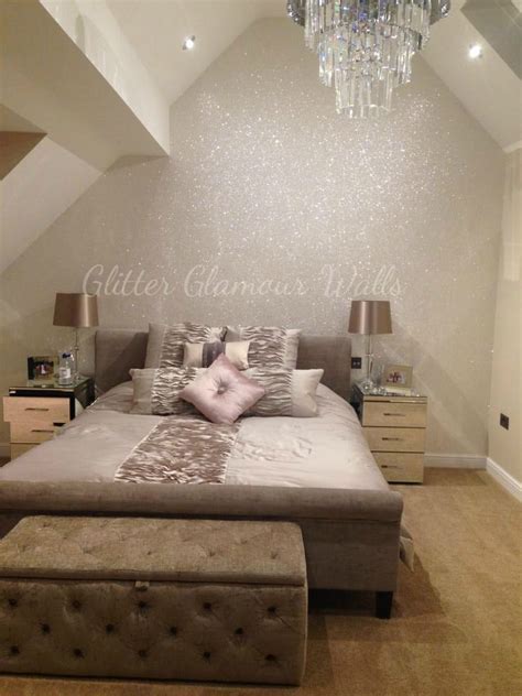 The paint, which comes with the glitter already mixed in it, lets you make a statement in any room. Image result for gold glitter wall paper #GlitterBedroom (With images) | Glitter wallpaper ...