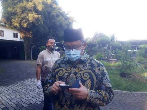 Pendiri PKS Hilmi Aminuddin Akan Dimakamkan Di Lembang Republika Online