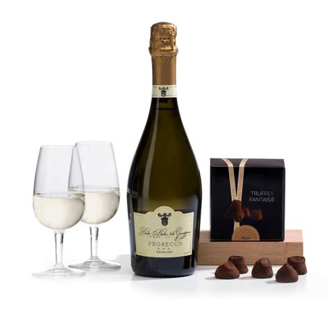 Free next day delivery if ordered by 4pm. Prosecco and Chocolates Mothers Day - Valentine's gift box