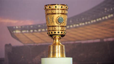 Just click on the country name in the left menu and select your competition. DFB-Pokal: Frankfurt auf Schalke zu Gast - Bayern reist ...