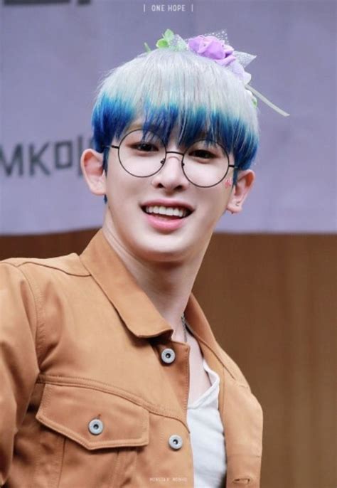 ｛wonho glasses appreciation｝ monbebe amino