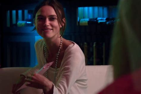 Keira Knightley And Chloe Moretz Act Like Teenagers In First Laggies Trailer Video