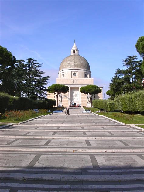 San pietro e paolo, gli eventi da non perdere a roma. Santi Pietro e Paolo | Churches of Rome Wiki | FANDOM ...