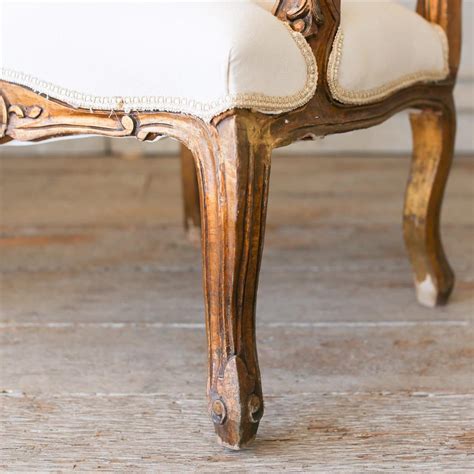 Eloquence French Country Style Vintage Armchairs With Shell Crest Set