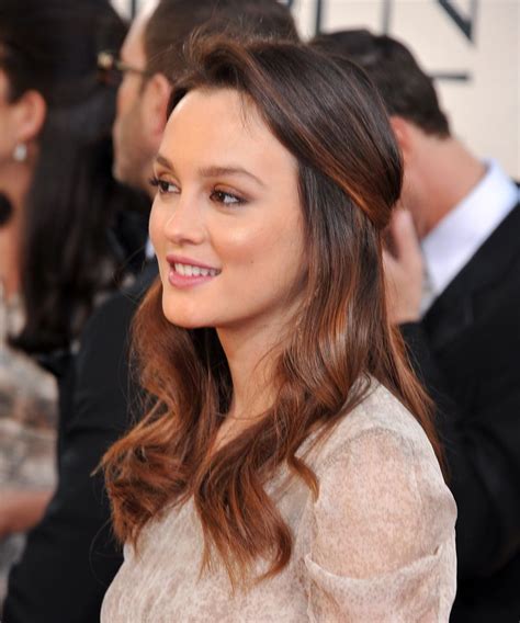 25 Of The Best Half Up Half Down Hairstyles To Wear For Any Occasion