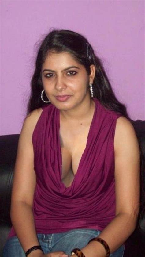 Big Papaya Size Boobs Desi Girl Nude Indian Nude Girlssexiezpix Web Porn