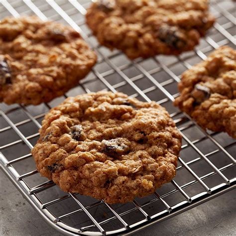 Gluten Free Vanishing Oatmeal Raisin Cookies Recipe Quakero