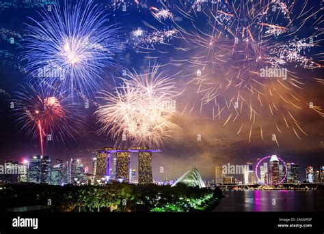 Fireworks On Singapore Skyline New Years Eve Stock Photo Alamy