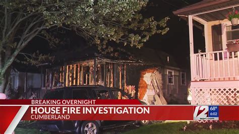Cumberland Fire Damages Homes Vehicle Youtube
