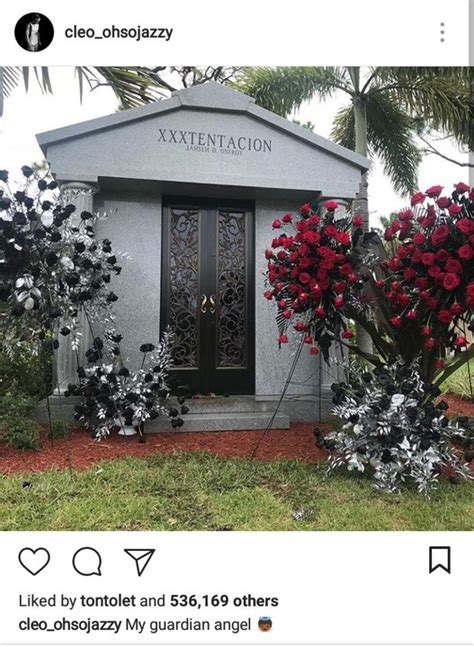 Xxxtentacion Buried In Private Funeral As His Mom Reveals His