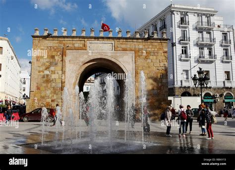 Bab Bhar Porte De France Entrance To The Medina Of Tunis Stock Photo