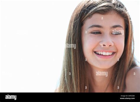 Brunette Use Hi Res Stock Photography And Images Alamy