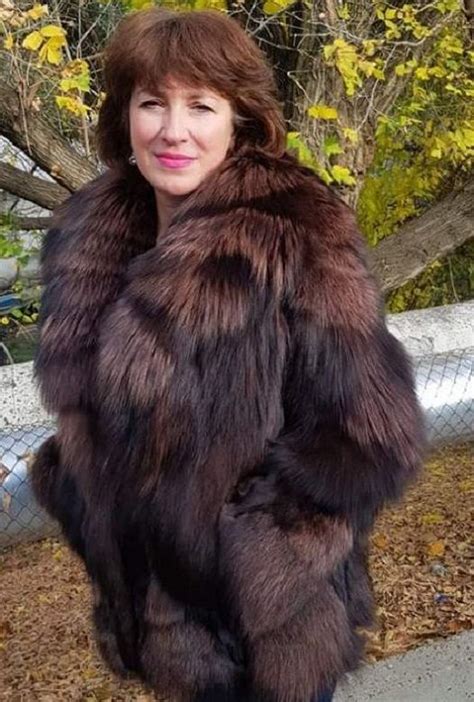 pin by furluvva furever on furs 15 in 2020 fabulous furs fur fashion fur coat