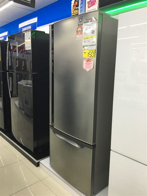 Sharp 170l fridge refrigerator sj176mss. Tips beli peti ais
