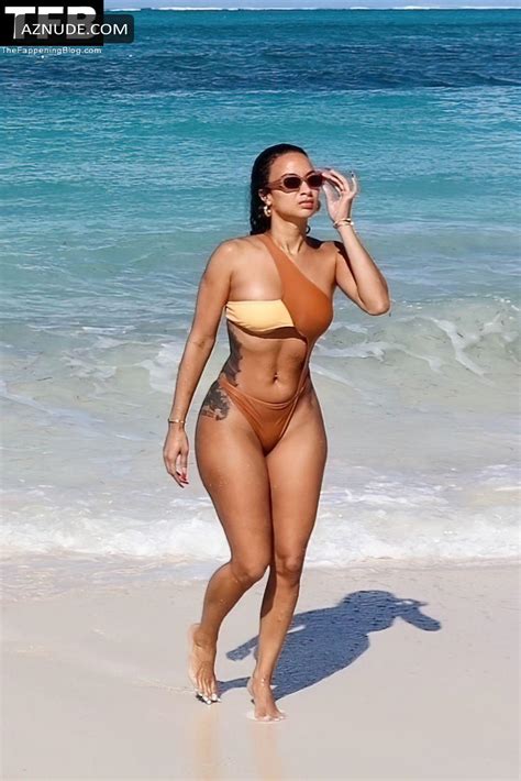 Draya Michele Sexy Seen Flaunting Her Hot Body At The Beach In Turks