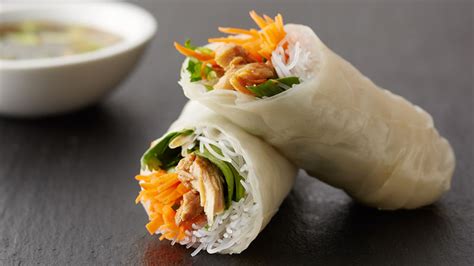 Learn how to make crispy spring roll, follow the recipe step by step and make perfect at home chicken spring roll. How to Make Vietnamese Spring Rolls + 5 Mouthwatering Recipes
