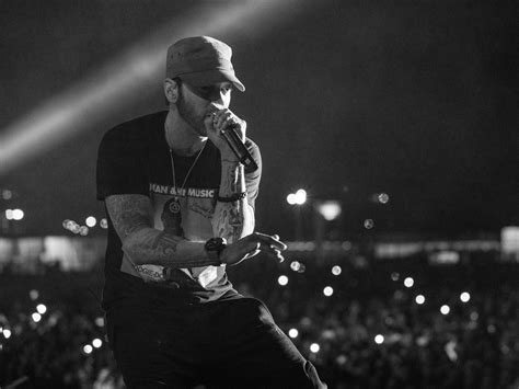 Eminem Bellahouston Park Glasgow 24 Aug Review The Skinny