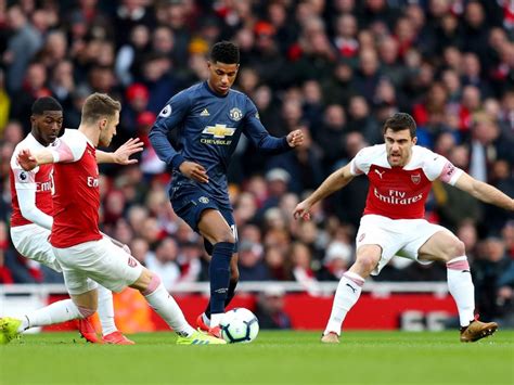 8:00pm, friday 13th august 2021. Arsenal vs Manchester United Preview, Tips and Odds ...