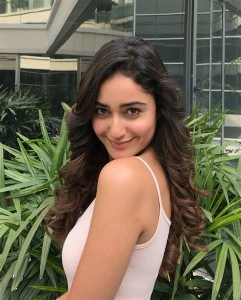 12 5k Likes 107 Comments Tridha Choudhury Tridhac On Instagram “my Weekend Face🤩 Have A