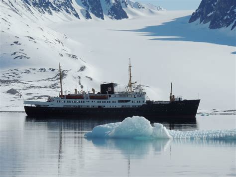 Ms Nordstjernen Hurtigruten Ships Hurtigruten Expeditions