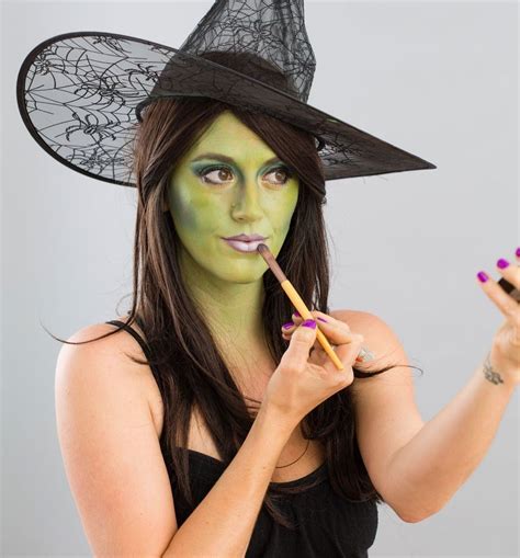 Halloween Makeup 101 Turn Yourself Into A Witch Witch Makeup Halloween Makeup Witch