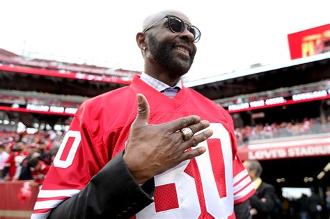 Photos Jerry Rice Runs Routes In Suit Before Nfc Championship Game