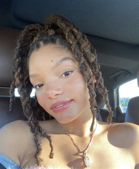 Halle Bailey Picture