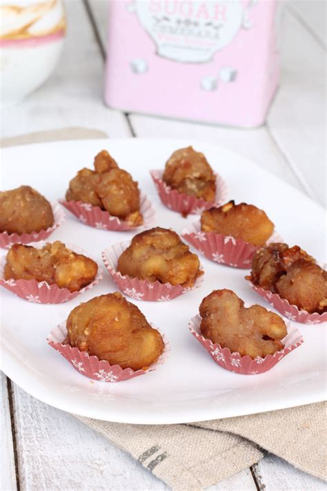 I marrons glacès richiedono una preparazione molto delicata e di difficile riuscita, perchè raramente riescono intatti. MARRON GLACE' RICETTA VELOCE castagne caramellate | dolce ...