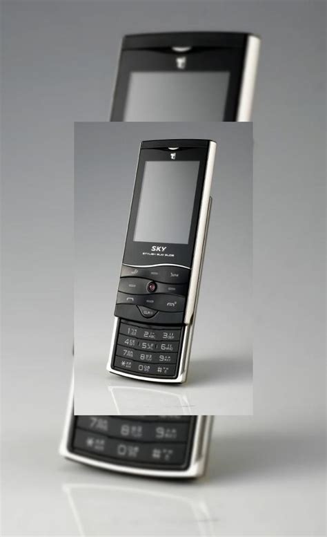 Telefonul Curbat De La Pantech Sky Im S300