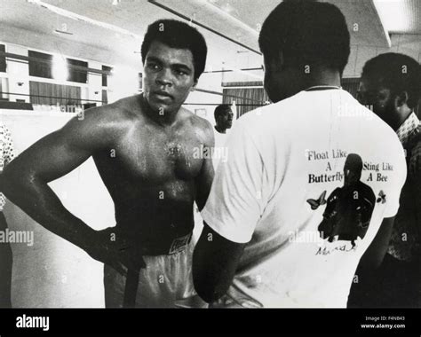 Muhammad Ali Boxer Hi Res Stock Photography And Images Alamy