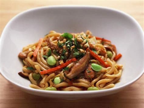 Sub kale if you'd prefer. Chicken and Vegetable Stir-Fry with Udon Noodles Recipe ...