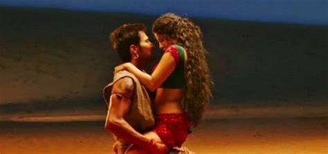 Sunny Leone Spicy Stills From Ek Paheli Leela Hindi Movie Scene Photos