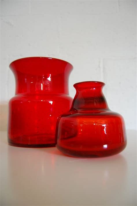 Vintage Swedish Red Art Glass Vase By Erik Höglund For Boda For Sale At 1stdibs