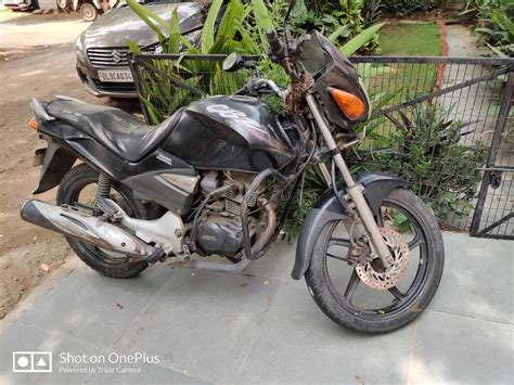Overall engine performance is extremely sensible. Used Hero Honda Cbz Xtreme Bike in Sonipat 2007 model ...