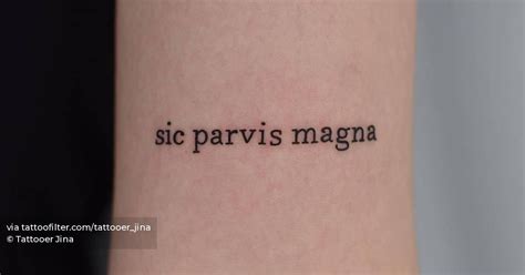 Sic Parvis Magna Lettering Tattoo On The Bicep