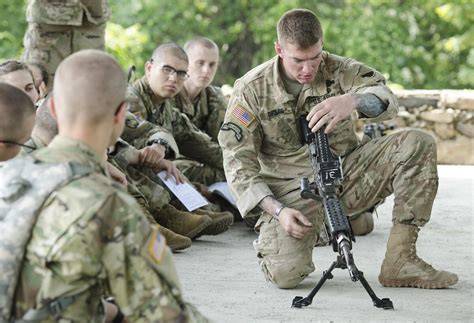 3 Star Army Reserve Looks At Capabilities Manning For Ready Force X
