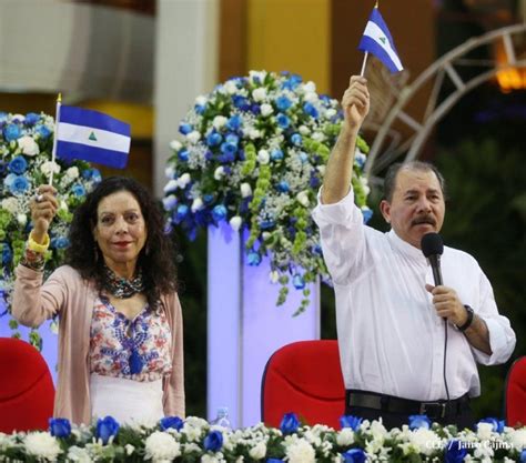 Daniel Ortega Y Rosario Murillo Ejercen Un Poder Sin Contrapesos En