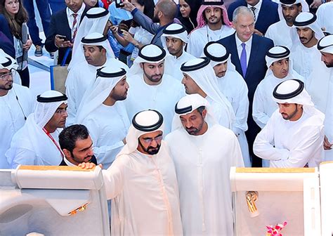 Emirates Welcomes Royalty To Its ‘infinite Possibilities Stand