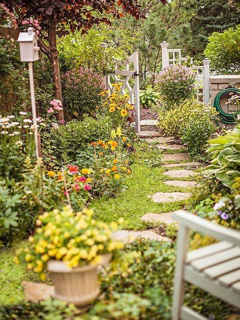 5 Beautiful Garden And Backyard Retreats • Rachel