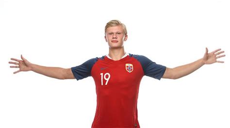 Share the best gifs now >>>. Norwegian U-20 striker scores nine goals in rout of ...