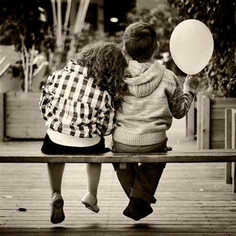 Childhood Sweethearts Love Fotos Love Is Cartoon Childhood Love