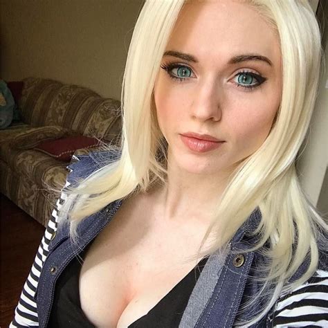 Middlejapan X Cosplayer Amouranth Kaitlyn Bezos