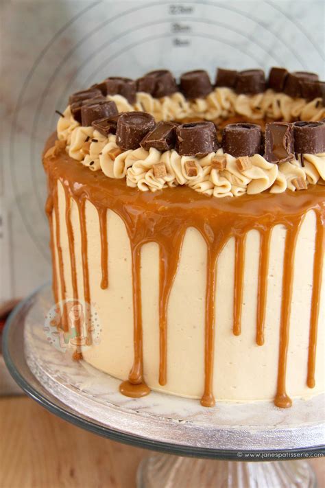 Wrapped in paper, chinese sponge cakes have this deep golden brown exterior. Salted Caramel Drip Cake! - Jane's Patisserie