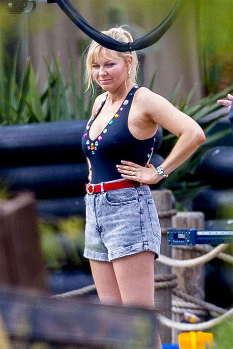 Kirsten Dunst Filming On Becoming A God In Central Florida GotCeleb