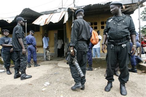Ebola ebola were born in 2007 like a noisecore/grind/hc punk/crust/anarcho band. Meurtres liés à des rumeurs sur Ebola en Guinée: 26 ...