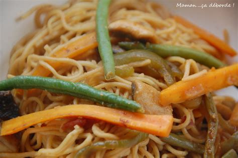Nouilles chinoises sautées aux légumes