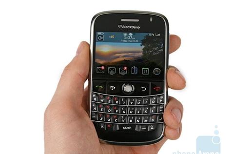 Remembering The Blackberry Bold 9000 A Phone That Defined Blackberrys