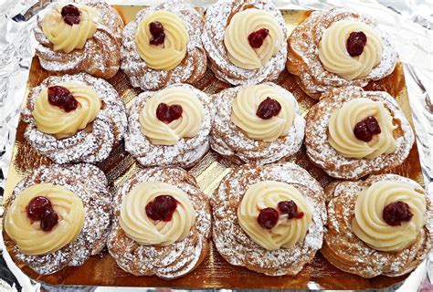 Ricette tipiche umbre, antipasti tipici umbri, primi piatti tipici umbri, secondi di carne tipici umbri, dolci tipici umbri. Pasticceria Campana, tutti i dolci tipici regionali